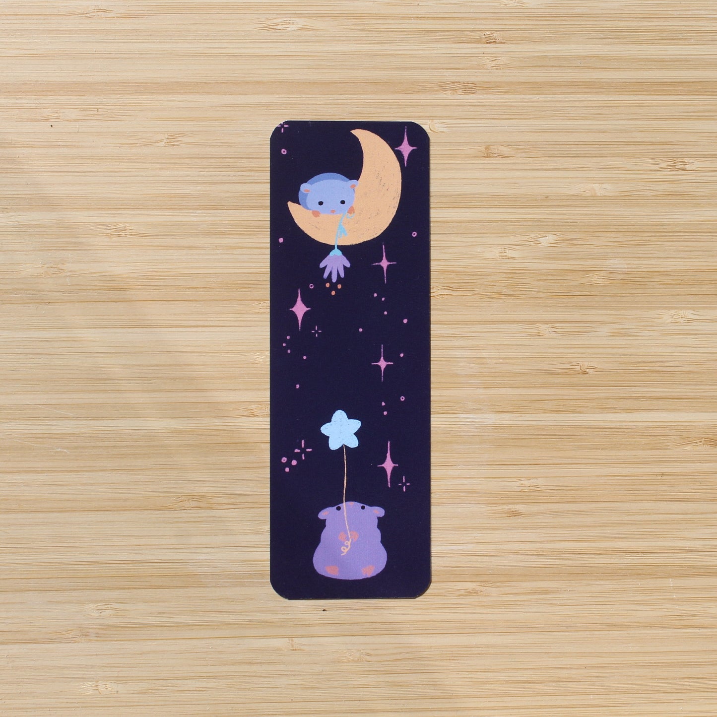 Yöllä kirjanmerkki