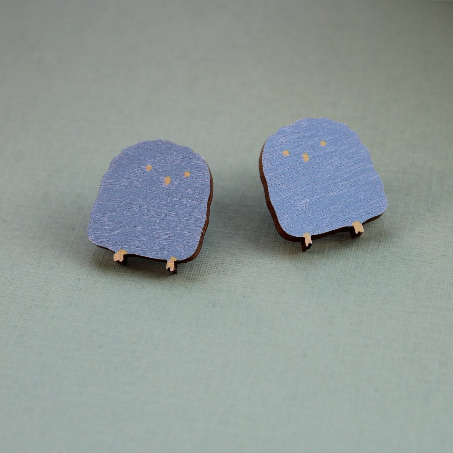 Pöllön poikanen nappikorvakoru